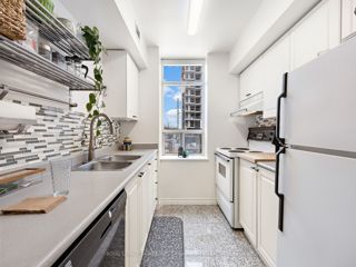 519 - 5 Rosehill Ave