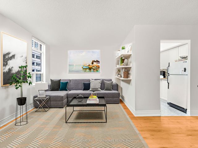 519 - 5 Rosehill Ave