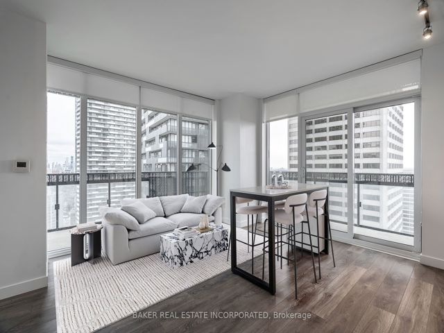 2308 - 15 Roehampton Ave