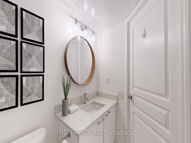 Ph02 - 140 Bathurst St
