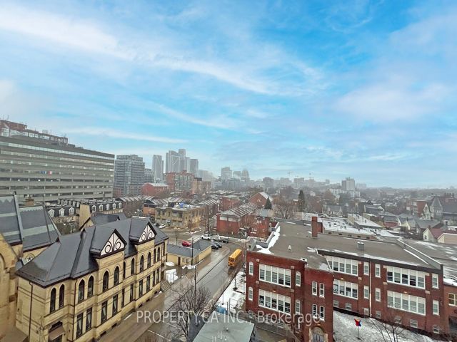 Ph02 - 140 Bathurst St