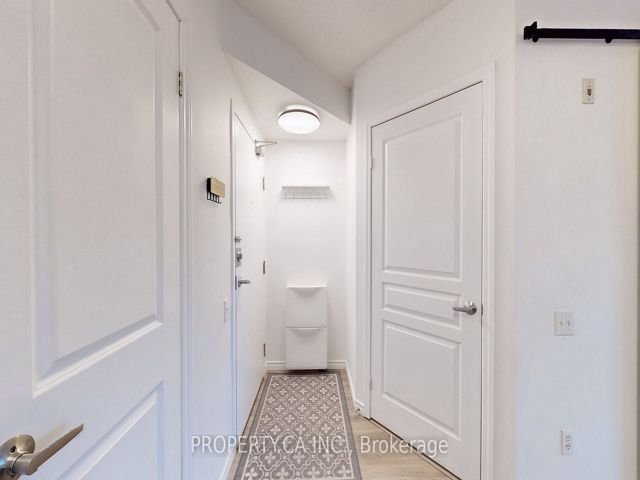 Ph02 - 140 Bathurst St