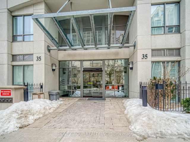 1817 - 35 Hollywood Ave