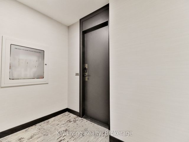 2202 - 23 Hollywood Ave