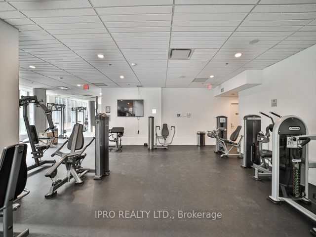 701 - 375 King St W