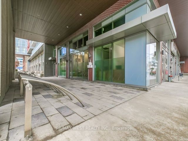 Th105 - 120 Parliament St