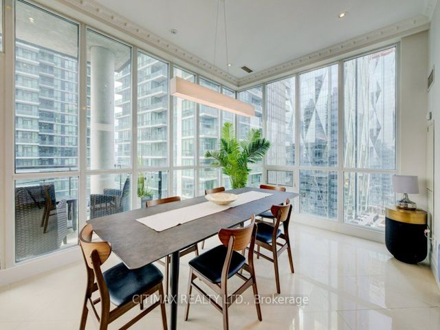 2906 - 12 Yonge St