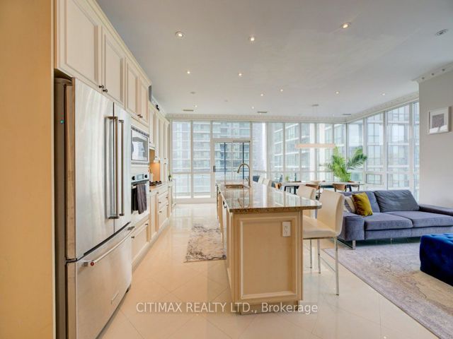2906 - 12 Yonge St