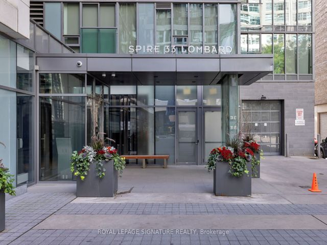 2006 - 33 Lombard St