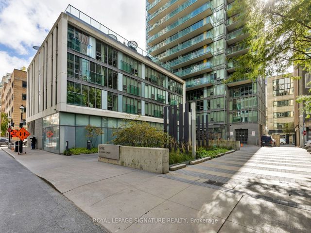 2006 - 33 Lombard St