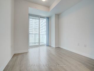 812 - 50 Dunfield Ave