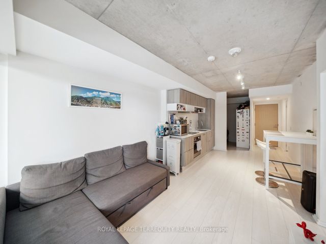 703 - 5 Soudan Ave