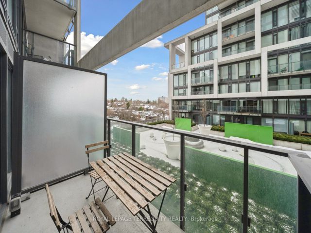 703 - 5 Soudan Ave