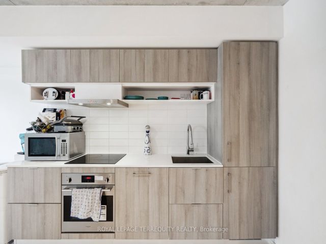 703 - 5 Soudan Ave