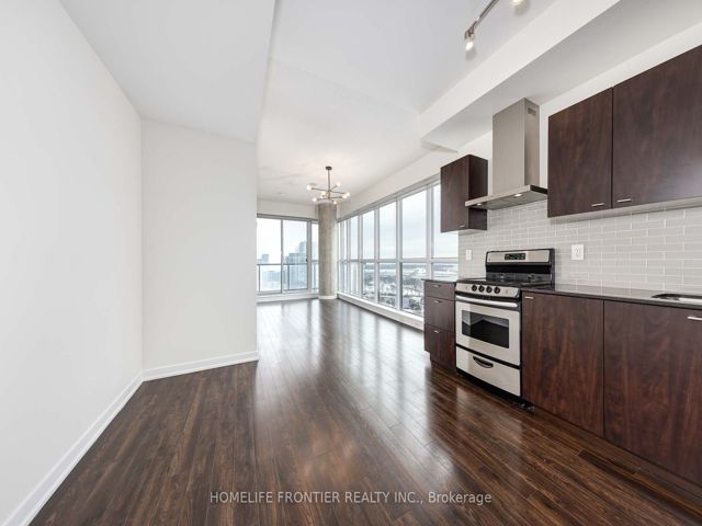2112 - 51 East Liberty St