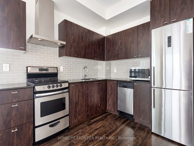 2112 - 51 East Liberty St