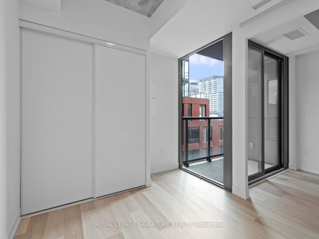 501 - 28 Eastern Ave