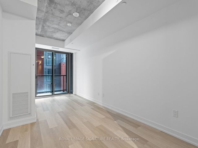 501 - 28 Eastern Ave