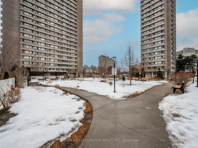 2104 - 735 Don Mills Rd