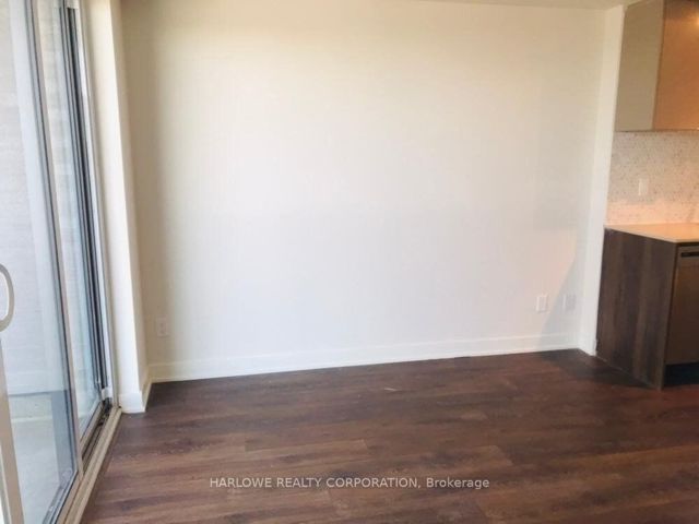 2104 - 2 Sonic Way