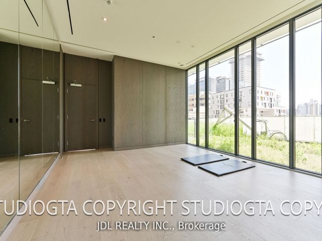 1315 - 25 Richmond St E