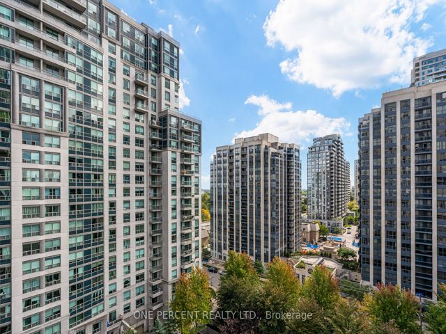 1105 - 21 Hillcrest Ave