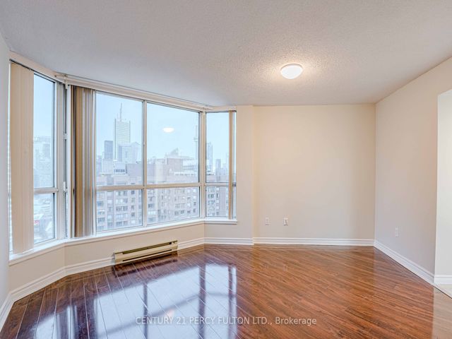 2710 - 38 Elm St