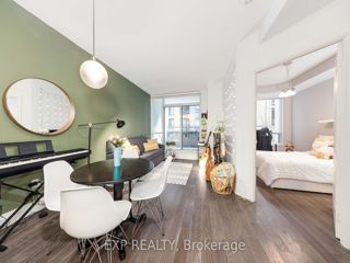 205 - 30 Hayden St