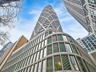 1633 - 230 Simcoe St
