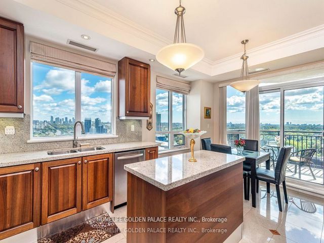 1602C - 662 Sheppard Ave E