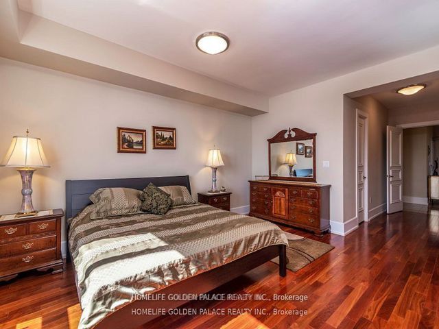 1602C - 662 Sheppard Ave E