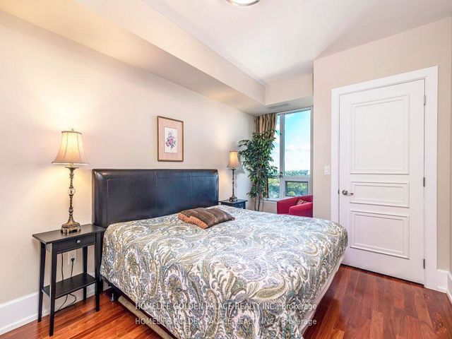 1602C - 662 Sheppard Ave E