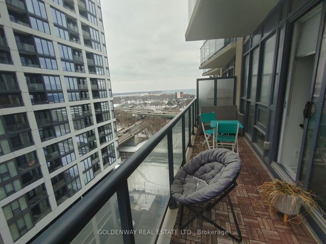 1211 - 49 East Liberty St