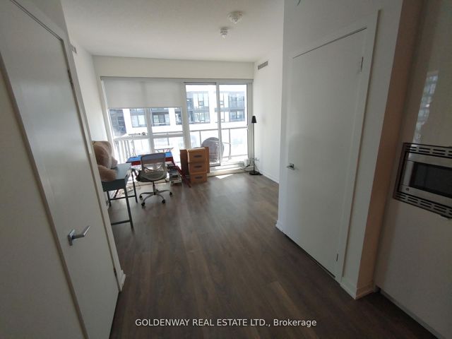 1211 - 49 East Liberty St