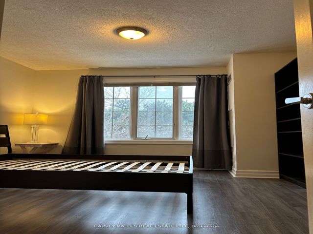 TH 103 - 32 Kenaston Gdns