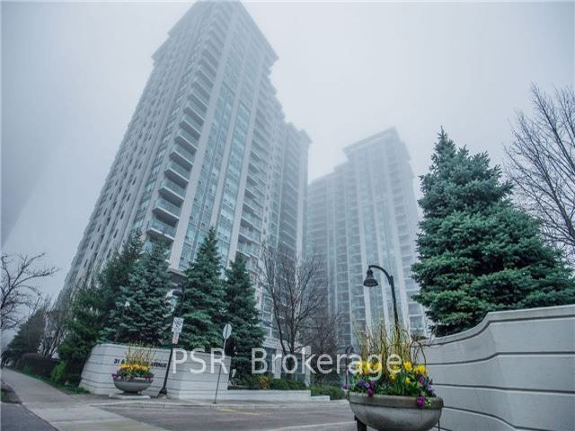 812 - 35 Bales Ave