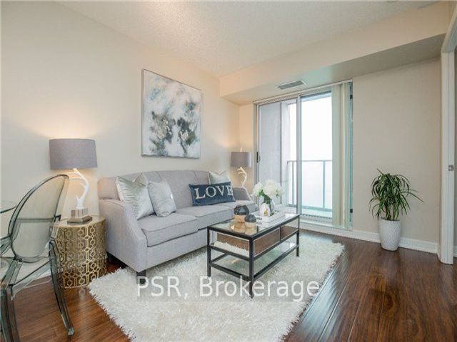 812 - 35 Bales Ave