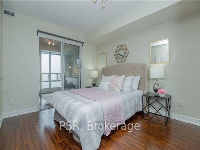 812 - 35 Bales Ave