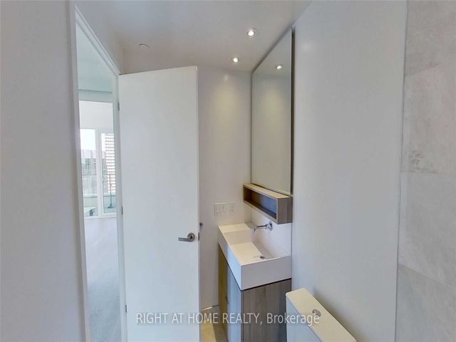 2511 - 5 Soudan Ave