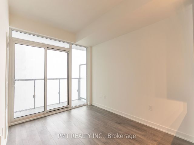 2404 - 117 Broadway Ave