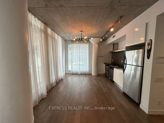 203 - 75 Portland St
