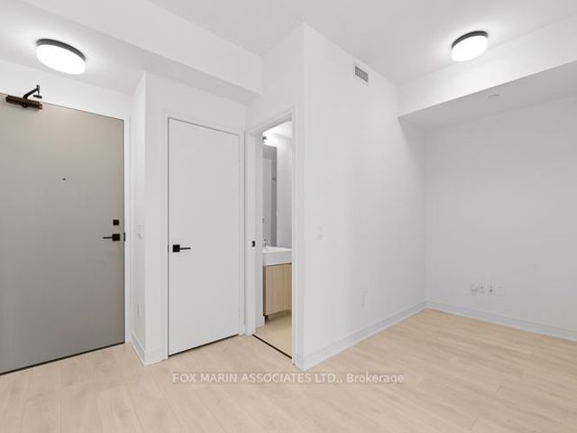 702 - 60 Tannery Rd