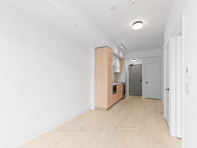 702 - 60 Tannery Rd