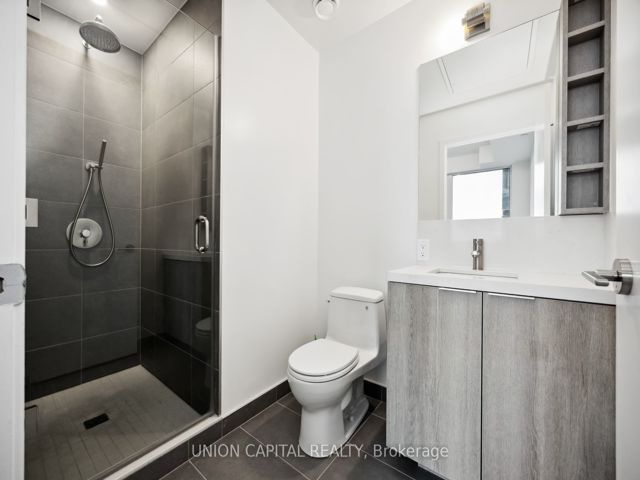 703 - 2020 Bathurst St
