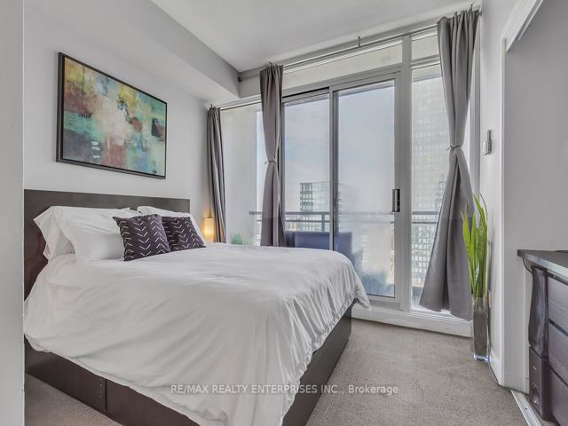 2903 - 25 Capreol Crt