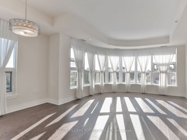 612 - 760 Sheppard Ave W