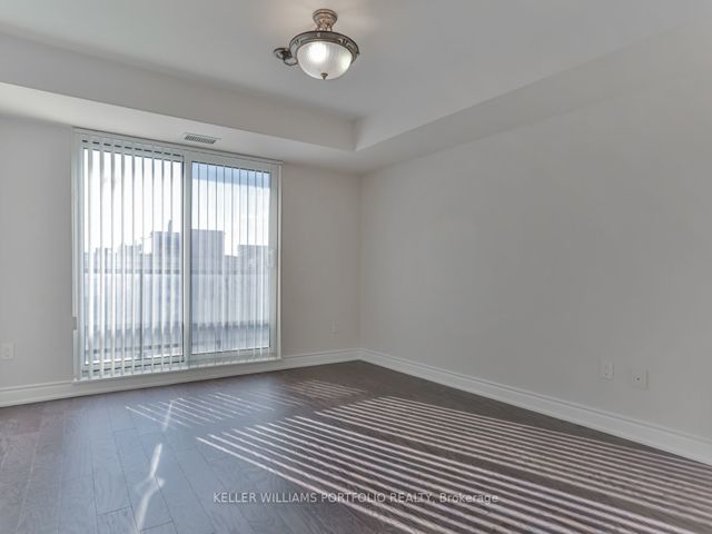612 - 760 Sheppard Ave W