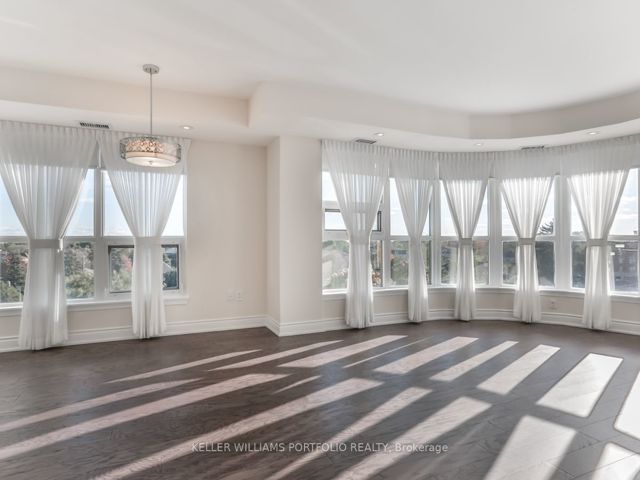 612 - 760 Sheppard Ave W