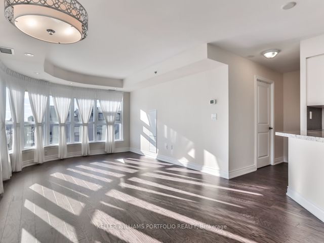612 - 760 Sheppard Ave W
