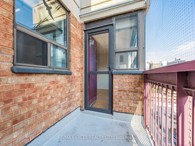 Ph1411 - 120 St Patrick St